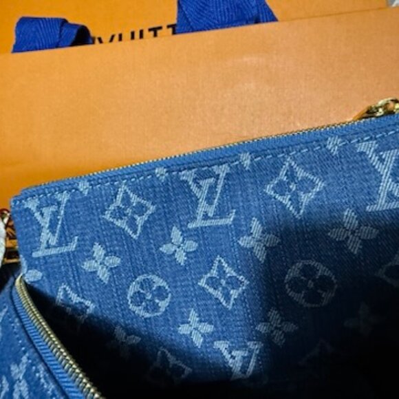 Top Quality Large Denim Fashion Crossbody with Real Leather and Matching Pouch! - Picture 2 of 7